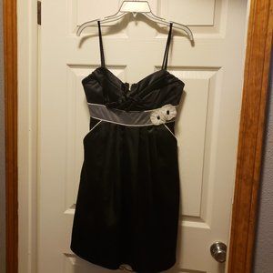 Black satin short dress with pockets